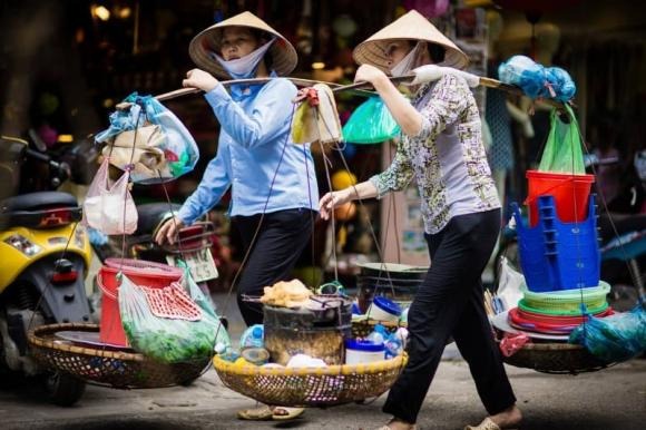 Nghị định cũng thiết lập các chuẩn nghèo, chuẩn cận nghèo, chuẩn mức sống trung bình, đồng thời đưa ra các tiêu chí đo lường thiếu hụt thu nhập và tiếp cận dịch vụ xã hội cơ bản.