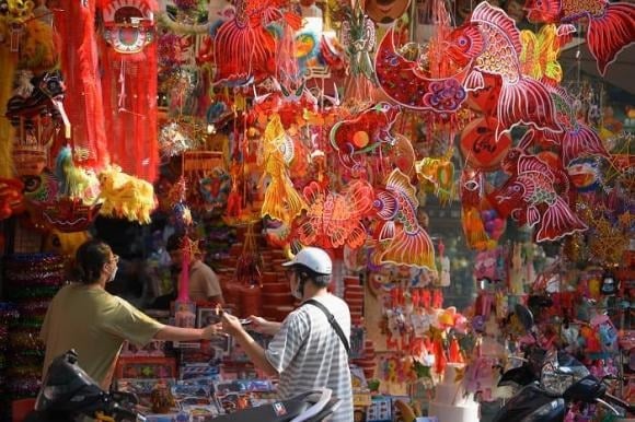Năm 2025, Tết Trung thu sẽ rơi vào thứ Hai, ngày 6/10/2025 (Dương lịch).    