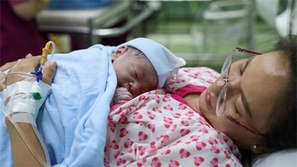 Như vậy, lao động nữ sẽ nhận toàn bộ tiền lương bình quân 6 tháng đóng BHXH gần nhất, nhân với số tháng nghỉ thai sản.    