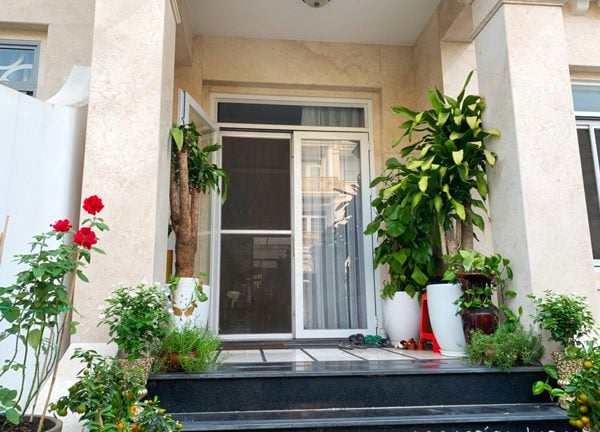 Cửa nhà có 5 thứ Thần Tài không mời cũng đến đưa tiền
