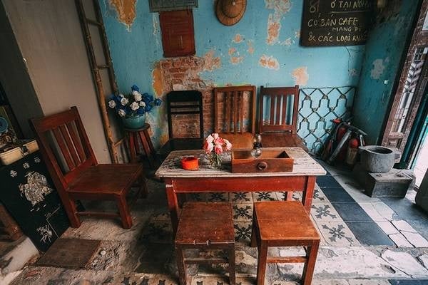 Bàn uống nước có 3 thứ càng giữ càng nghèo, bỏ sớm mệnh mới hanh thông