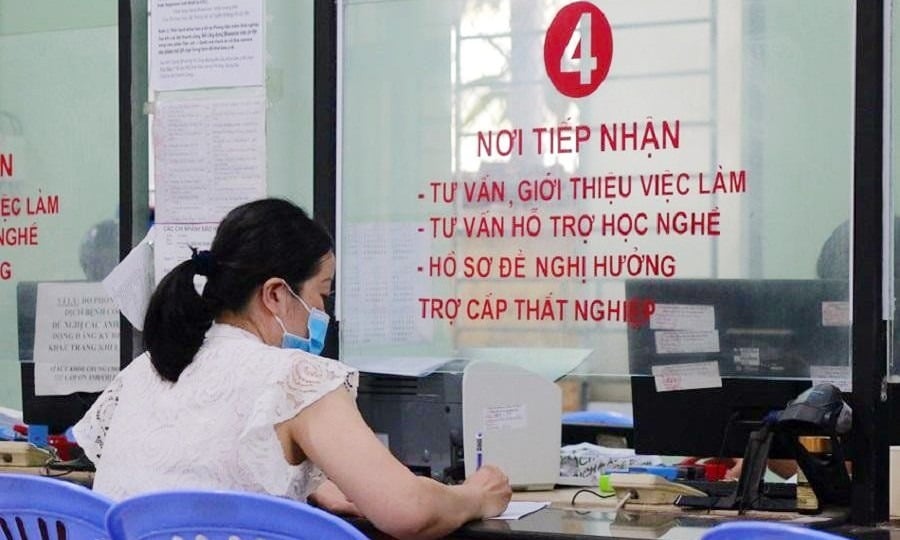 Như vậy, Nhà nước có trách nhiệm đảm bảo mọi hoạt động của bảo hiểm thất nghiệp được thực hiện thống nhất, công khai và hiệu quả theo quy định pháp luật. 