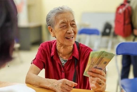 Biên bản giám định mức suy giảm khả năng lao động hoặc giấy xác nhận khuyết tật nặng/đặc biệt nặng.    