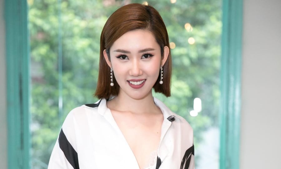 thuyngan-1005.jpg