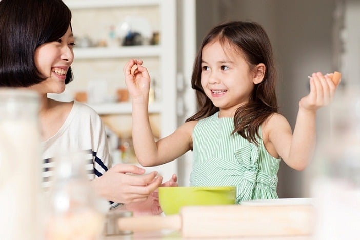 Nếu người cha vốn điềm đạm, nhẹ nhàng thì không nhất thiết phải cố gắng trở nên nghiêm khắc.
