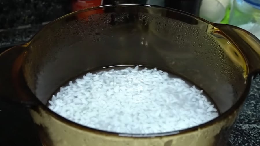 Ngâm gạo giúp nấu cháo nhanh hơn