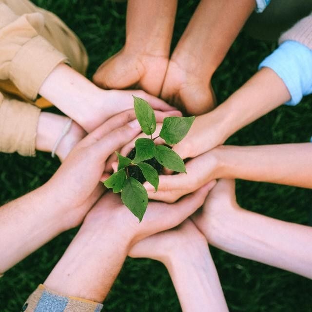 Người có tư duy tích cực giúp bạn vượt qua được chướng ngại trong đời