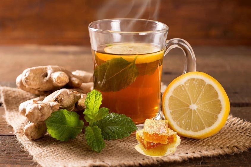 Cách pha nước gừng ấm bụng, giải cảm nhanh