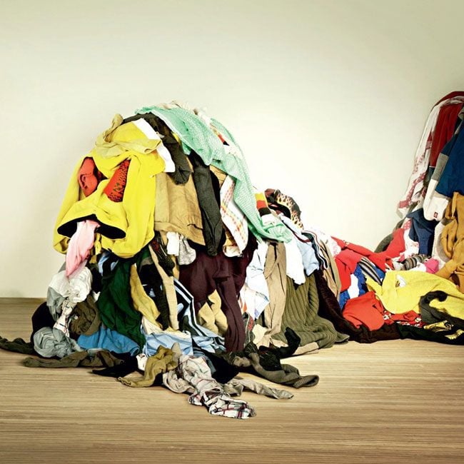 Quần áo cũ càng để lại càng mang năng lượng âm