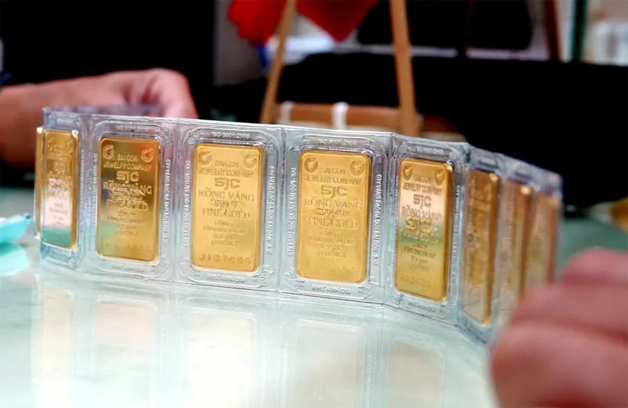 Theo đánh giá của giới chuyên môn, thị trường vàng trong nước ngày 8/11 tiếp tục xu hướng đi lên do giá vàng quốc tế đêm qua đã tăng vọt và hiện đang neo trên mốc 4.001 USD/ounce. 