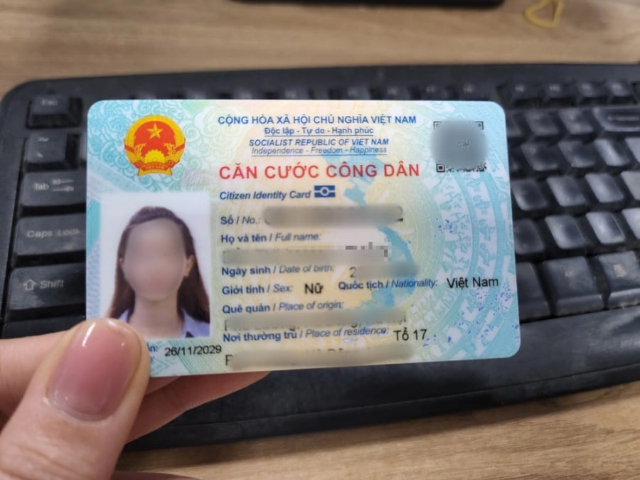 Tất cả giấy tờ tùy thân phải còn hiệu lực và trong thời hạn sử dụng trong suốt quá trình thực hiện dịch vụ thanh toán.    