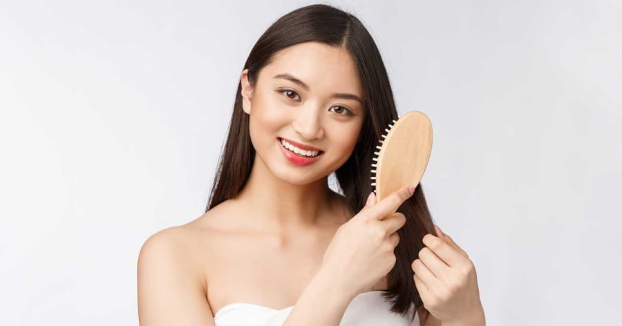 Để giữ được vẻ mềm mại và khỏe mạnh trong mùa hanh khô, việc hiểu rõ sự thay đổi của da, tóc và chăm sóc đúng cách là điều vô cùng quan trọng.