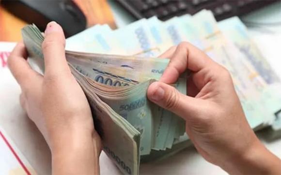 Như vậy, mức lương tối thiểu vùng tăng từ 250.000 – 350.000 đồng/tháng, tương ứng với tỷ lệ bình quân khoảng 7,2% so với mức hiện hành theo Nghị định 74/2024/NĐ-CP.    