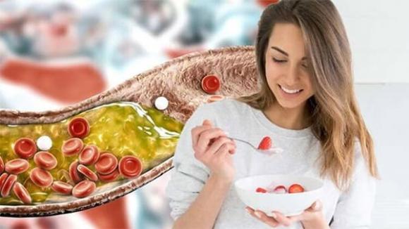 Một nghiên cứu khác tại Tây Ban Nha cũng chứng minh rằng sốt cà chua nấu chín (soffritt) có thể làm giảm đáng kể nguy cơ đột quỵ do huyết khối.