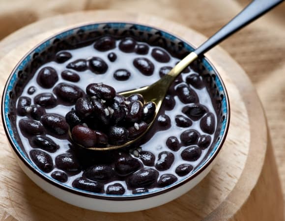 Ba loại đậu đều giàu chất xơ hòa tan và không hòa tan, giúp tạo cảm giác no lâu, ổn định đường huyết, hỗ trợ giảm cân hiệu quả. 