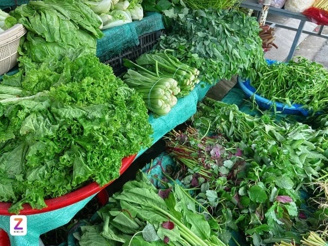 Rau dền luộc mát gan, dễ ăn, cực kỳ thích hợp cho trẻ nhỏ và người lớn tuổi.