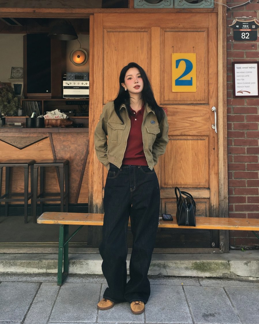 Ngoài ra, mẫu áo này còn mang tới vẻ sang trọng mà vẫn đảm bảo độ hài hòa.    