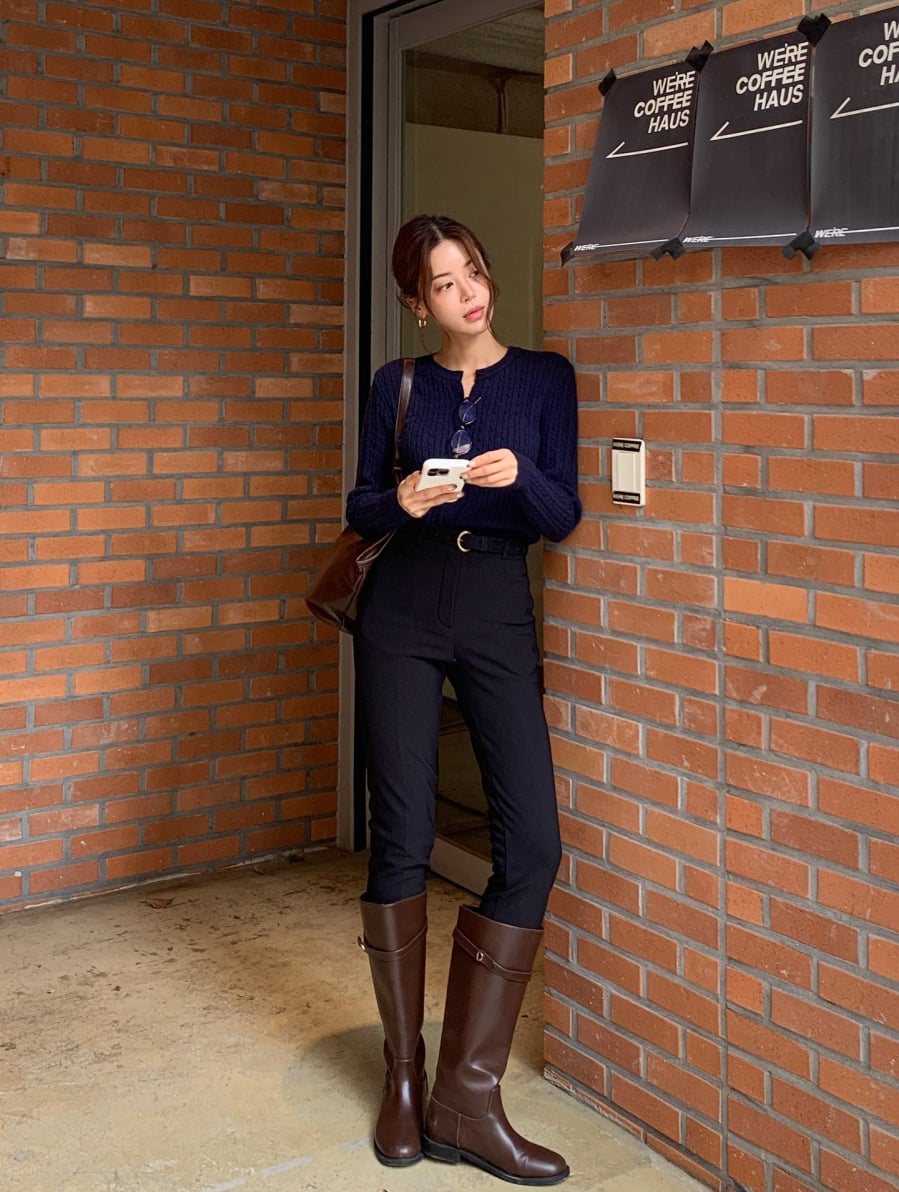 Mỗi khi gió lạnh ùa về, boots lập tức trở thành người bạn đồng hành đáng tin cậy của phái đẹp.