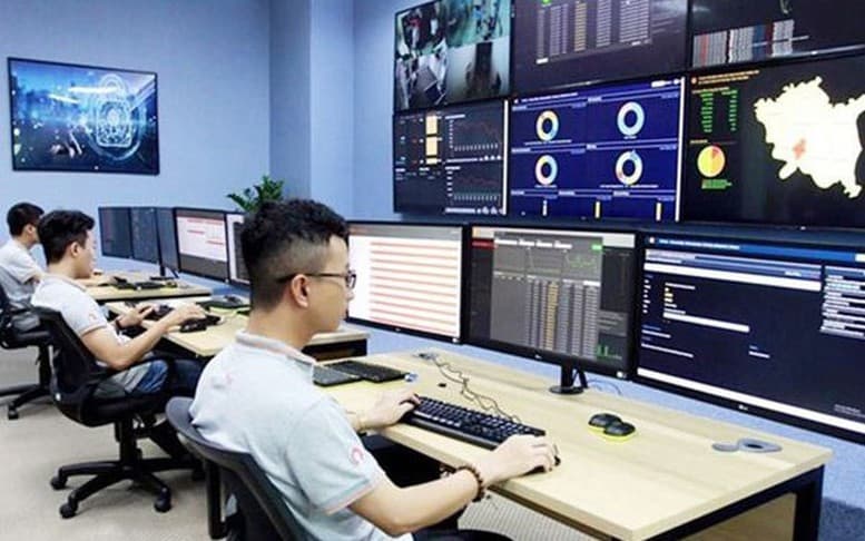 Nghị định cũng nêu rõ các khoảng thời gian không được tính hưởng hỗ trợ, gồm nghỉ việc không lương từ một tháng trở lên; nghỉ hưởng chế độ bảo hiểm xã hội; bị tạm giữ, tạm giam, đình chỉ công tác hoặc không đảm nhiệm công việc chuyên môn từ một tháng trở lên.    