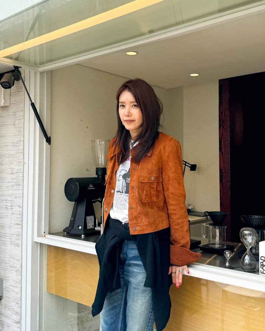  Kết cấu cắt sole giúp mái tóc nhẹ nhàng hơn và ôm sát vào đường nét gương mặt, tạo cảm giác hài hòa 