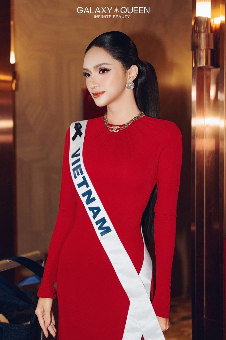 Hương Giang trượt Top 30 Miss Universe