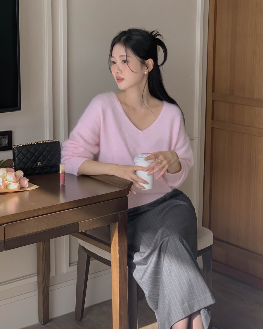 Nếu bạn muốn vẻ ngoài dịu dàng nhưng vẫn trẻ trung, pastel luôn là lựa chọn lý tưởng.