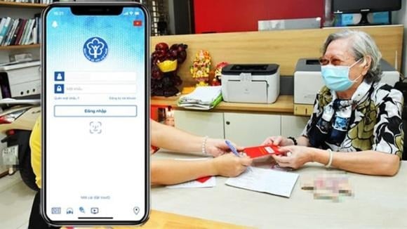 Người hưởng lương hưu có thể ủy quyền cho người khác nhận thay theo quy định. 