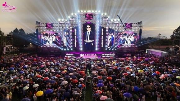 Trao đổi với Tri Thức - Znews, anh Đặng Nhật Trường, đại diện NTT Entertainment, cho biết chi phí cho mỗi concert của Mailisa thường dao động từ 5 đến 10 tỷ đồng, phần lớn dành cho việc mời các ca sĩ được giới trẻ yêu thích.    