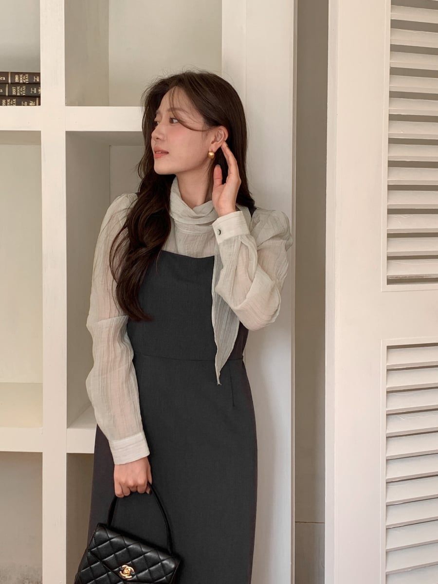 Các nàng có thể chọn những mẫu gile có chi tiết nổi bật hoặc mang phom dáng hiện đại để tạo hiệu ứng thị giác thú vị.