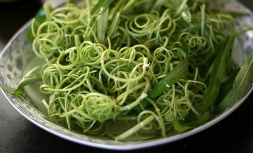 Rau muống là loại rau yêu thích của nhiều gia đình nhưng lại nằm trong nhóm dễ nhiễm ký sinh trùng.