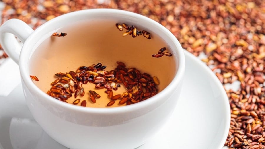 Uống nước gạo lứt rang đúng cách sẽ giúp hỗ trợ việc giảm cân diễn ra hiệu quả.