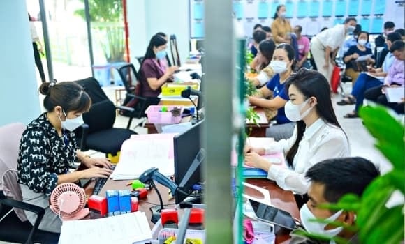 Bên cạnh vấn đề kinh phí, Sở Nội vụ tỉnh Lạng Sơn cũng đặt câu hỏi về việc ký hợp đồng thực hiện nhiệm vụ chuyên môn của công chức tại cấp xã.    