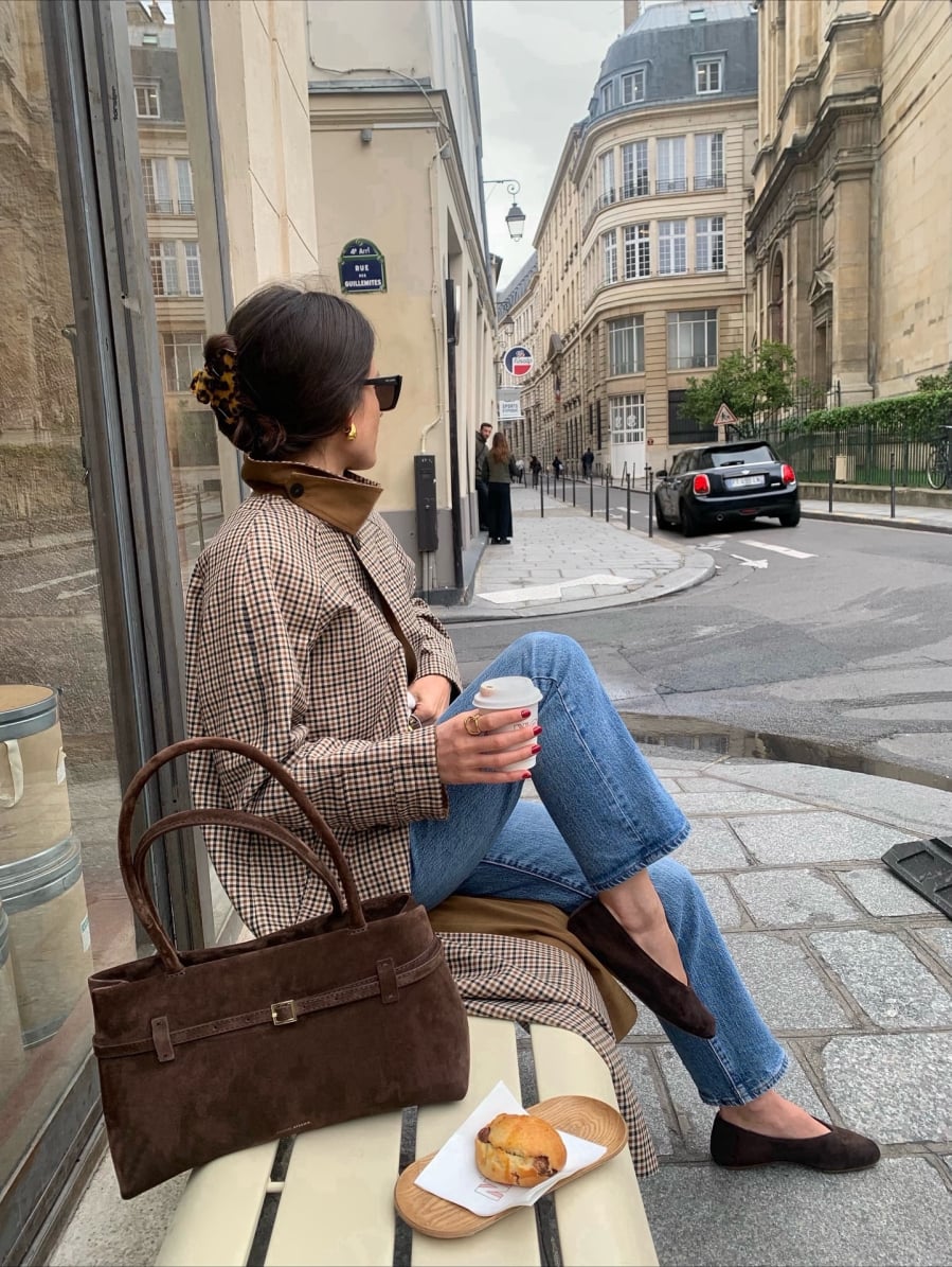 Trong thế giới thời trang Pháp, giày búp bê luôn có vị trí đặc biệt. 