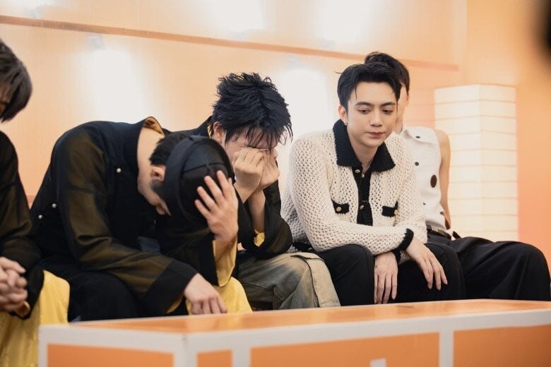 Thầy trò Soobin thất bại ở vòng thi performance, đối diện với màn loại trừ đầy căng thẳng.    