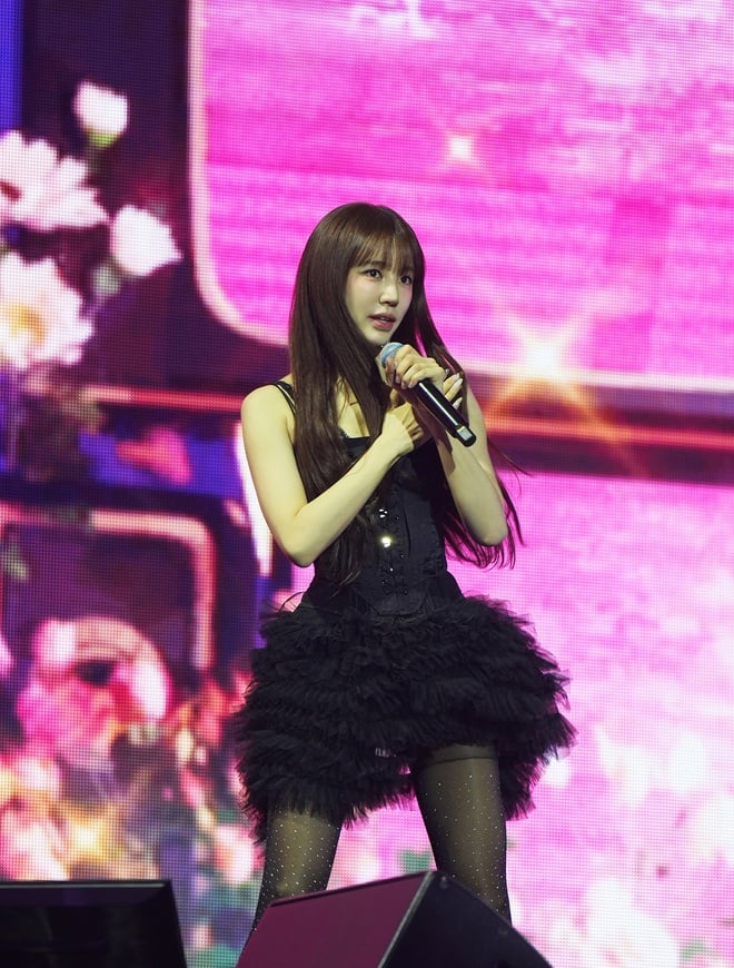  Vẻ ngoài “lão hóa ngược” không chỉ là kết quả của thói quen chăm sóc bề mặt mà còn phản ánh trạng thái sức khỏe tổng thể, bao gồm dinh dưỡng, vận động và nghỉ ngơi hợp lý.