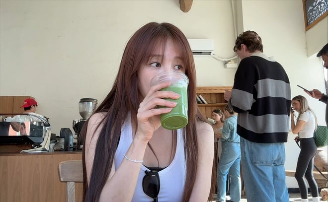 Matcha xuất hiện thường xuyên trong thói quen của Yoon Eun Hye và được xem là một yếu tố hỗ trợ giữ dáng và cải thiện làn da