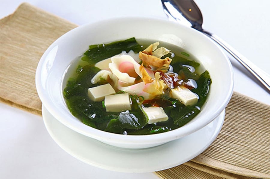 Canh rong biển đậu phụ với hàm lương magie cao