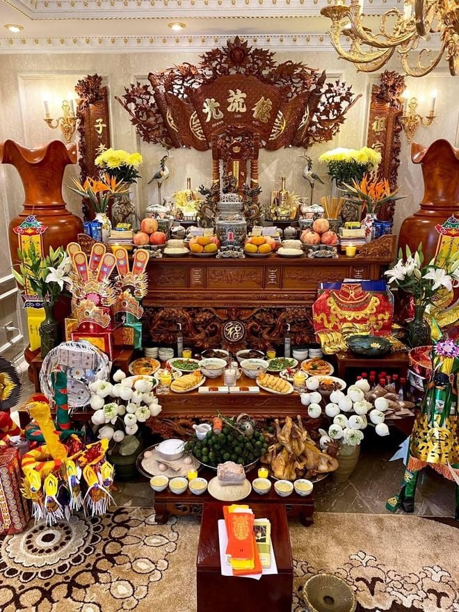 Ban thờ mà lạnh lẽo, bụi ẩn, nghiêng lệch là dấu hiệu xấu về tâm linh phong thuỷ