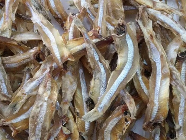 Chỉ cần một lượng nhỏ cá cơm khô cũng có thể đáp ứng phần lớn nhu cầu canxi hằng ngày