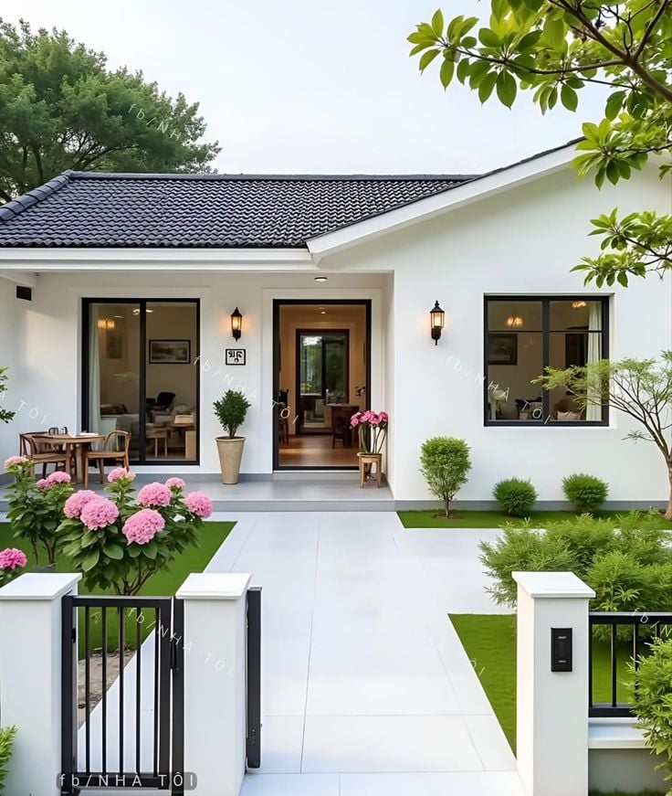 Cửa nhà tuyệt đối tránh để đồ hỏng, đồ linh tinh