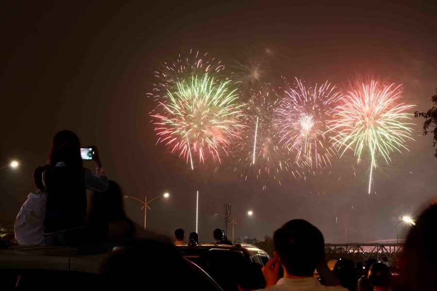 Theo phương án chính thức, cán bộ, công chức, viên chức sẽ được nghỉ Tết Dương lịch 4 ngày liên tiếp, từ ngày 1.1 (thứ Năm) đến hết ngày 4.1 (Chủ nhật).