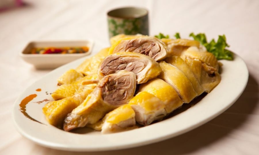 Thịt gà kỵ tỏi không dùng chung