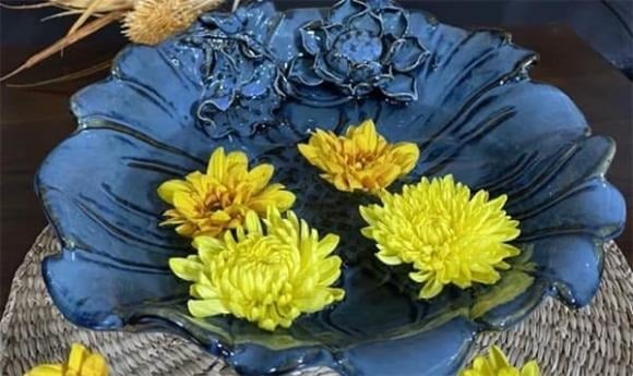 Hoa tượng trưng cho sự sinh sôi, nảy nở và khởi đầu tốt đẹp. 