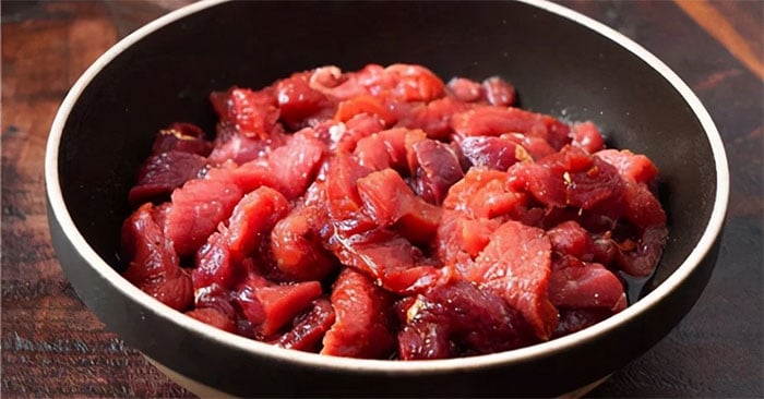 Thịt bò thái lát mỏng