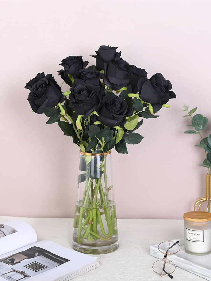 Những loại hoa tối màu u ám không dùng thắp hương