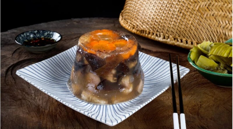 Thịt gà nấu đông