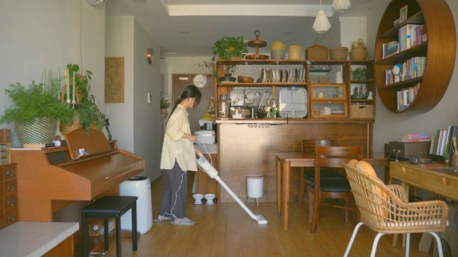 Một căn nhà gọn gàng, sạch sẽ, có ánh sáng tự nhiên hài hòa mang môi trường sống dễ chịu, giúp tích tụ tài lộc cho gia đình.