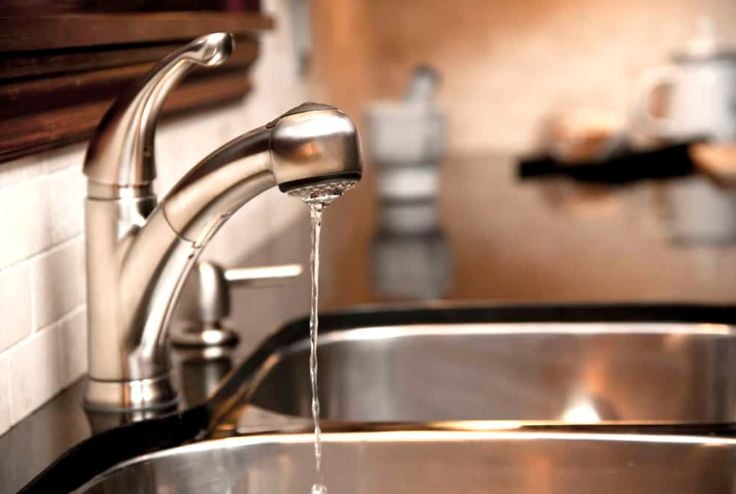 Nước rò rỉ là biểu hiện của thất thoát