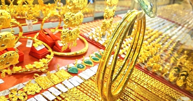 Chênh lệch giá mua – bán vàng miếng hiện duy trì quanh mức 2 triệu đồng/lượng, trong khi vàng nhẫn phổ biến khoảng 3 triệu đồng/lượng.    