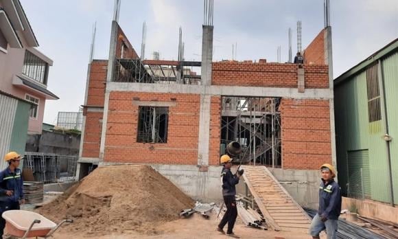 Để tính tuổi phạm Kim Lâu, người ta lấy tuổi mụ chia cho 9. Nếu kết quả có số dư bằng các giá trị trên thì tuổi đó không nên làm nhà.    